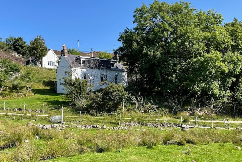 Beautiful Cottage In A Wonderful Highland Setting Drumbeg Buitenkant foto