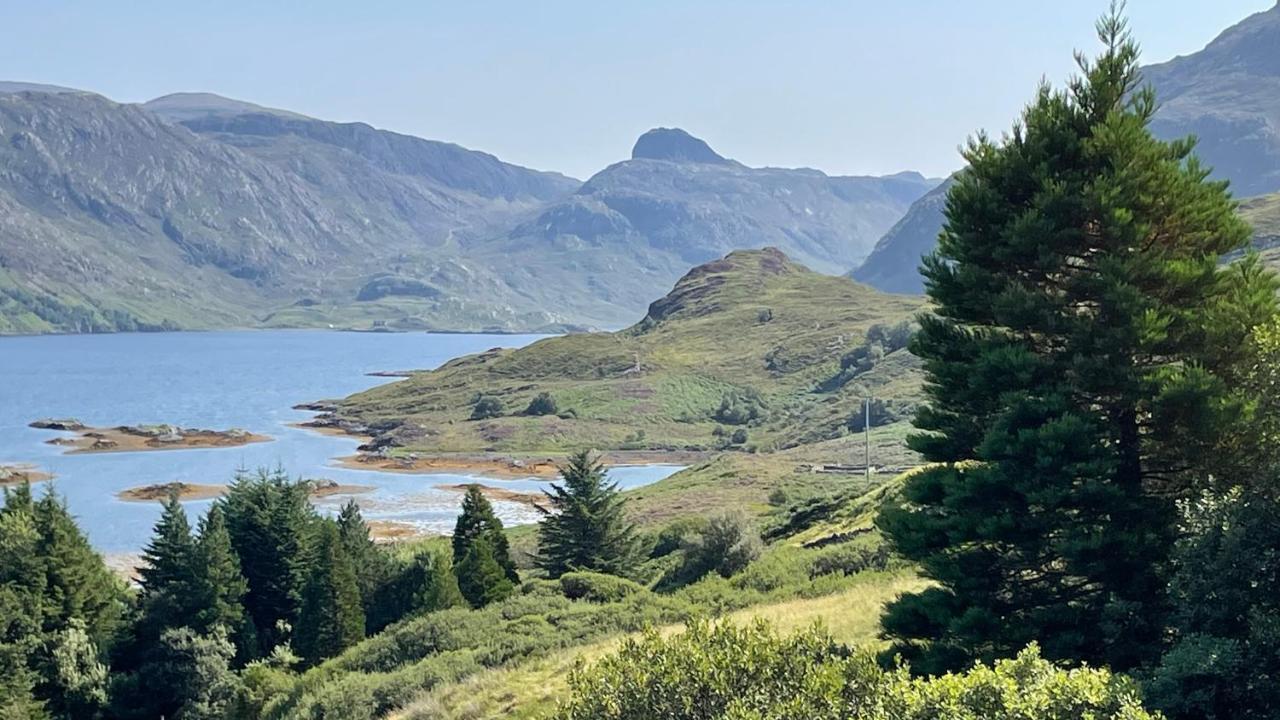 Beautiful Cottage In A Wonderful Highland Setting Drumbeg Buitenkant foto